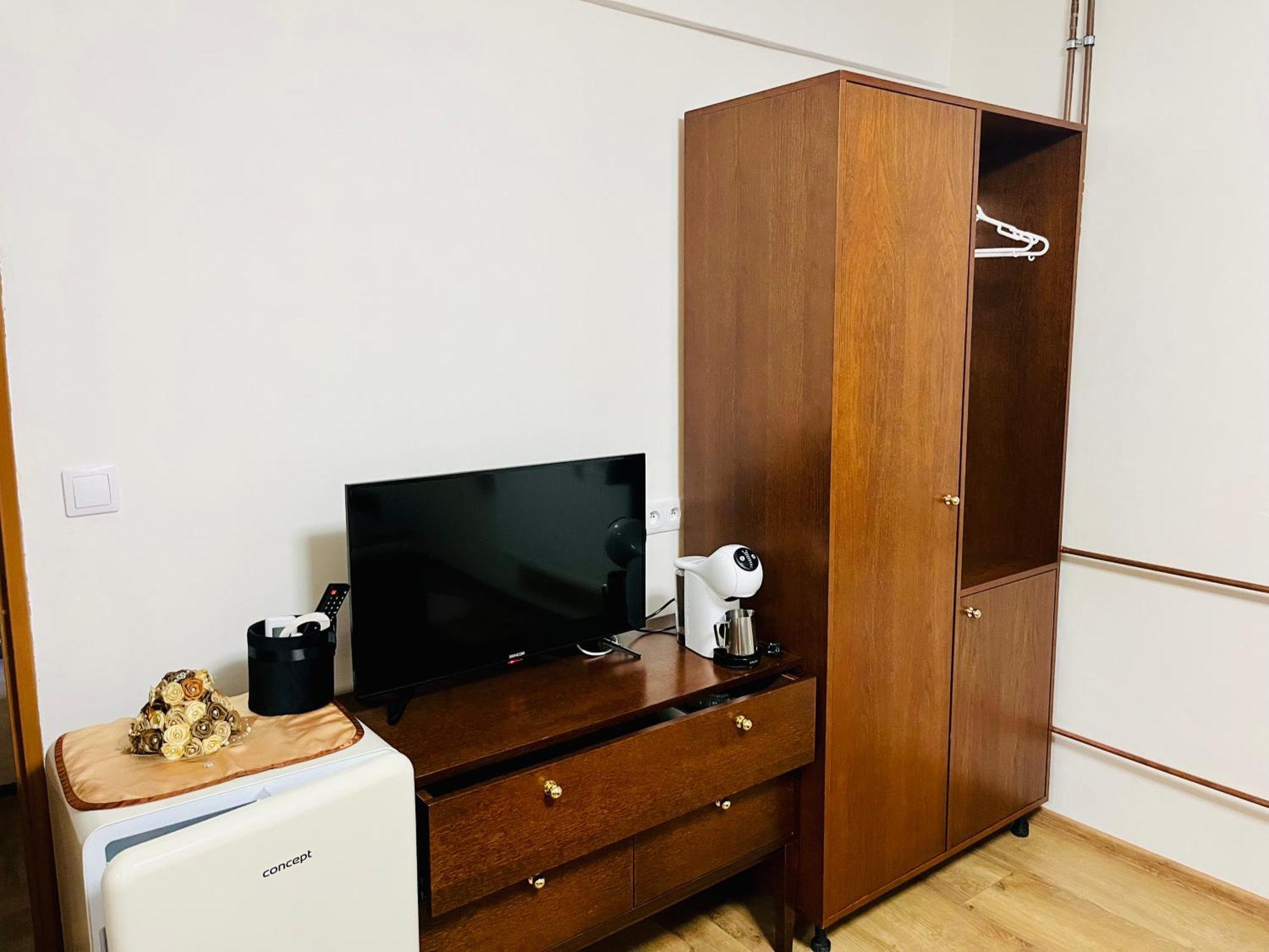 Penzion Tyche Surany Dış mekan fotoğraf